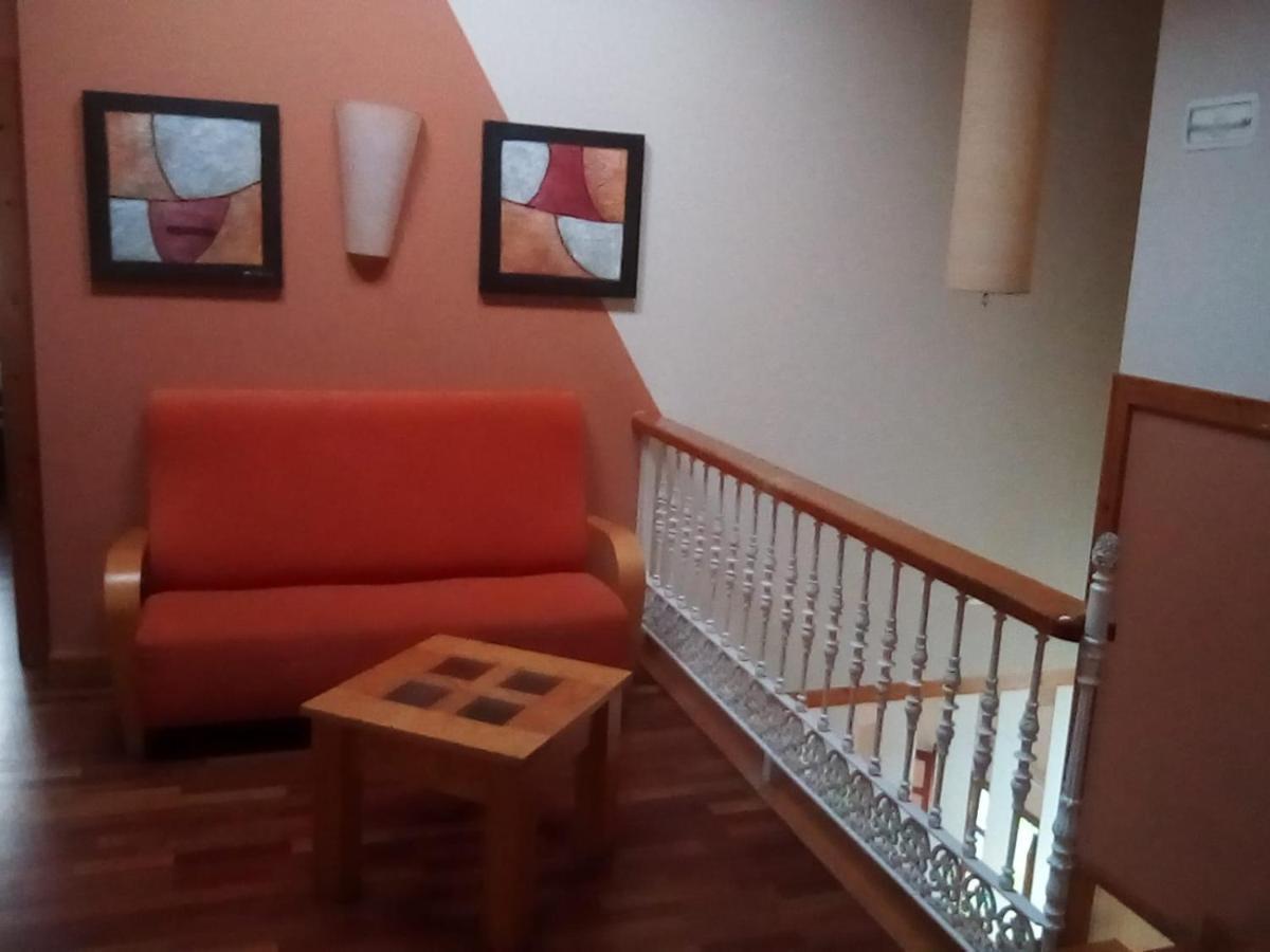 Hotel Гуэньес Экстерьер фото
