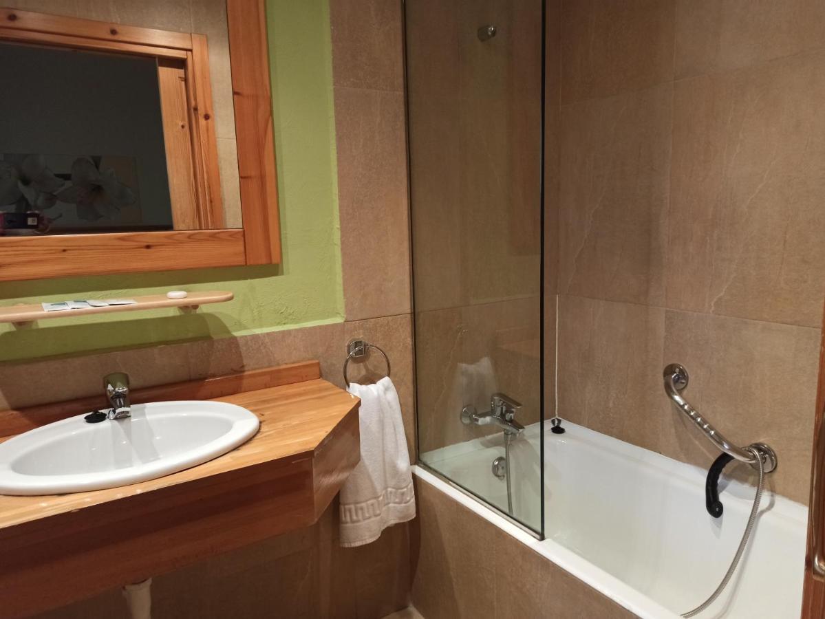 Hotel Гуэньес Экстерьер фото